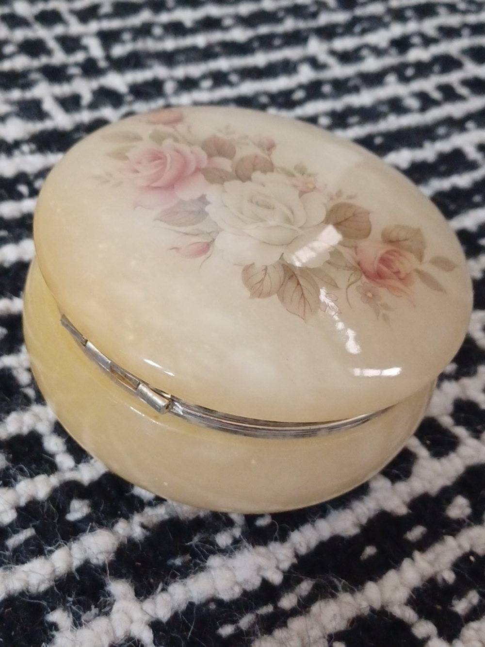 Hinged Trinket Box Vintage Yellow Alabaster With Pink & White Roses 4" W X 2" T